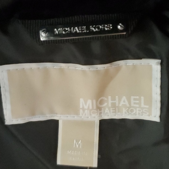 🆕️ Michael Kors Down Puffer Hooded Jacket - Picture 4 of 14